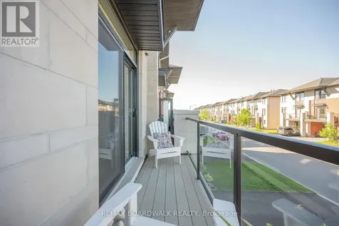 543 Labrador Crescent Ottawa ON K1T 0R4