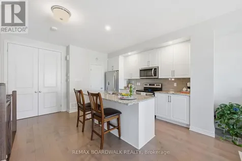 543 Labrador Crescent Ottawa ON K1T 0R4