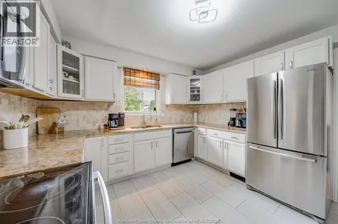 501 Green Valley Drive Tecumseh ON N8N 4C2