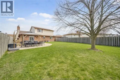 501 Green Valley Drive Tecumseh ON N8N 4C2