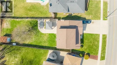 501 Green Valley Drive Tecumseh ON N8N 4C2