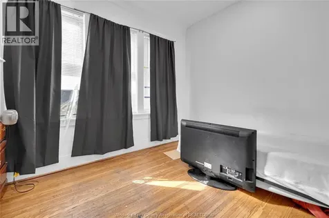 530-532 Campbell Avenue Windsor ON N9B 2H4