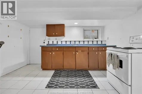 530-532 Campbell Avenue Windsor ON N9B 2H4
