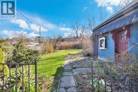 530-532 Campbell Avenue Windsor ON N9B 2H4