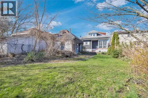 530-532 Campbell Avenue Windsor ON N9B 2H4