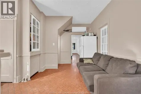 530-532 Campbell Avenue Windsor ON N9B 2H4