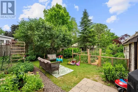 43 Devonshire Place St. Thomas ON N5R 3N2