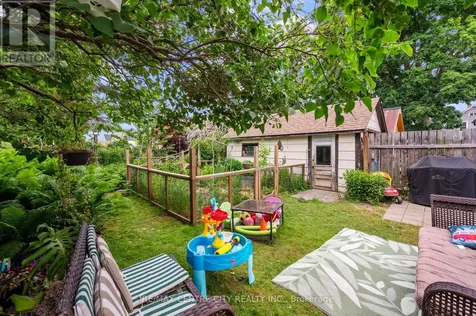 43 Devonshire Place St. Thomas ON N5R 3N2