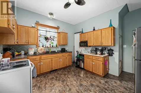 43 Devonshire Place St. Thomas ON N5R 3N2