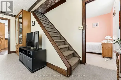 14080 Marsh Hill Road Scugog ON L9L 1Z2