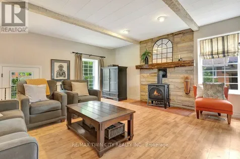 142 Glenmorris Street Cambridge ON N1S 2Z5