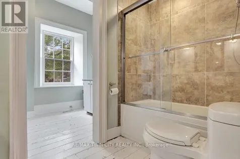 142 Glenmorris Street Cambridge ON N1S 2Z5