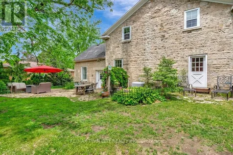 142 Glenmorris Street Cambridge ON N1S 2Z5