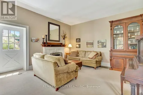 142 Glenmorris Street Cambridge ON N1S 2Z5