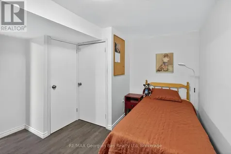 1034 Pine Grove Road Penetanguishene ON L9M 2B5