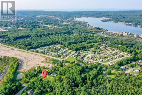 1034 Pine Grove Road Penetanguishene ON L9M 2B5