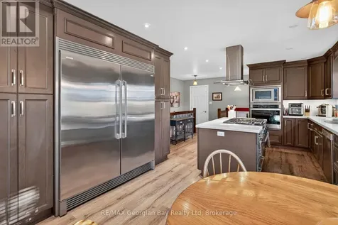 1034 Pine Grove Road Penetanguishene ON L9M 2B5
