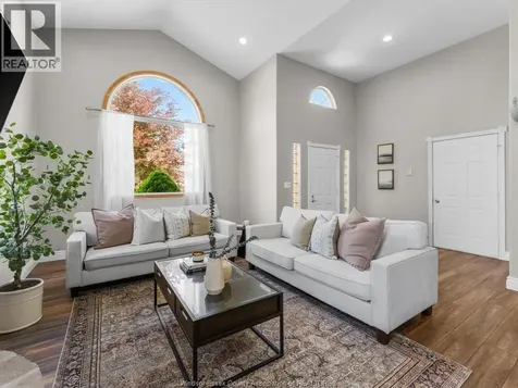 4235 Providence Crescent Windsor ON N9G 2V3