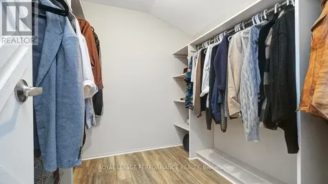 510 Foxview Place Ottawa ON K1K 4C4
