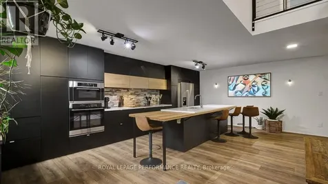 510 Foxview Place Ottawa ON K1K 4C4