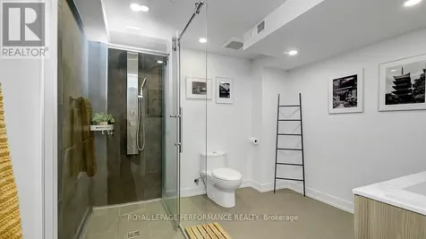 510 Foxview Place Ottawa ON K1K 4C4