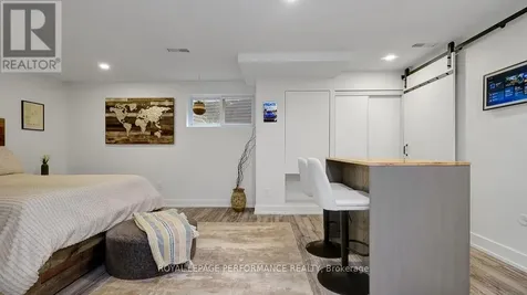 510 Foxview Place Ottawa ON K1K 4C4