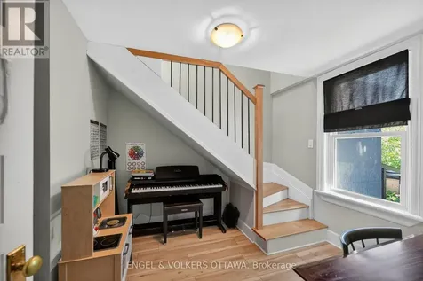 438 Byron Avenue Ottawa ON K1Z 6Z4
