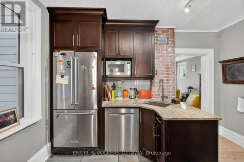 438 Byron Avenue Ottawa ON K1Z 6Z4