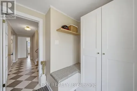 2333 Cotters Crescent Ottawa ON K1V 8Y7