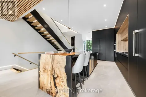 322 Perrier Avenue Ottawa ON K1L 5C7