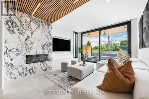 322 Perrier Avenue Ottawa ON K1L 5C7