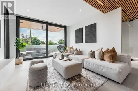322 Perrier Avenue Ottawa ON K1L 5C7