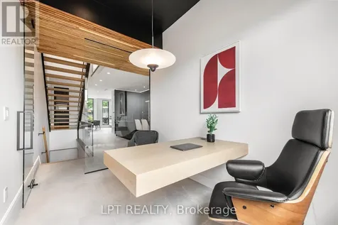 322 Perrier Avenue Ottawa ON K1L 5C7