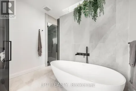 322 Perrier Avenue Ottawa ON K1L 5C7