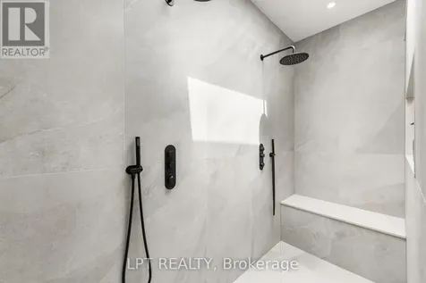322 Perrier Avenue Ottawa ON K1L 5C7