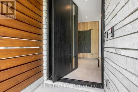 322 Perrier Avenue Ottawa ON K1L 5C7