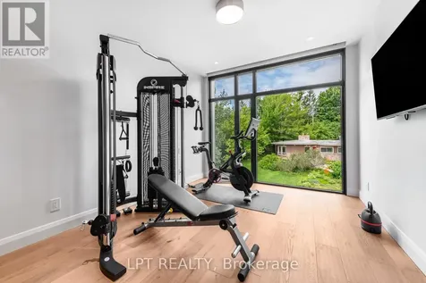 322 Perrier Avenue Ottawa ON K1L 5C7