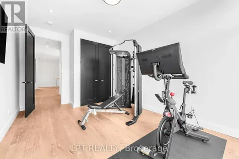 322 Perrier Avenue Ottawa ON K1L 5C7