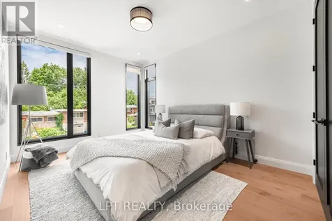 322 Perrier Avenue Ottawa ON K1L 5C7