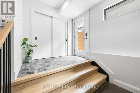 322 Perrier Avenue Ottawa ON K1L 5C7
