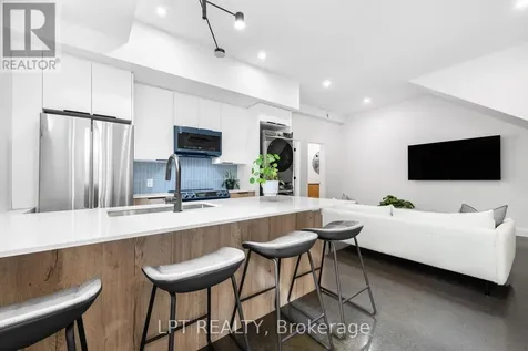 322 Perrier Avenue Ottawa ON K1L 5C7