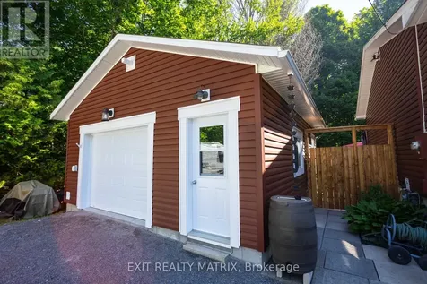 202 Maple Grove Street The Nation ON K0A 1W0