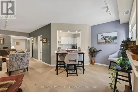 91 Robson Court Ottawa ON K2K 2W1