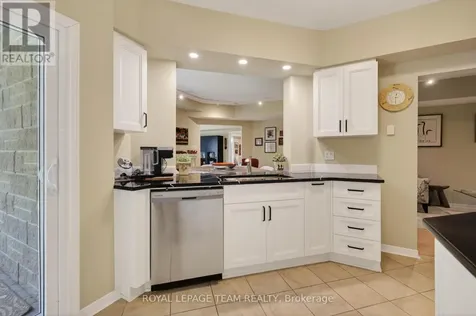 91 Robson Court Ottawa ON K2K 2W1