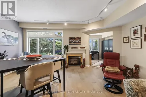 91 Robson Court Ottawa ON K2K 2W1