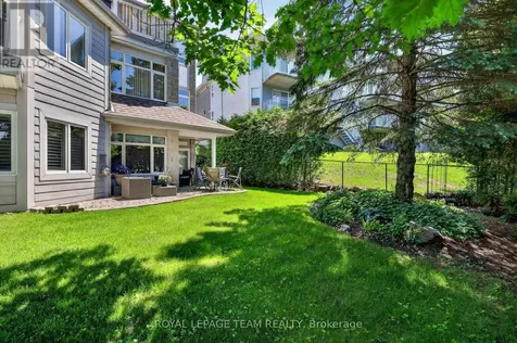 91 Robson Court Ottawa ON K2K 2W1