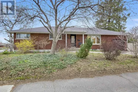 731 Dovercourt Avenue Ottawa ON K2A 0W9