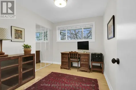 731 Dovercourt Avenue Ottawa ON K2A 0W9