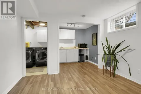 731 Dovercourt Avenue Ottawa ON K2A 0W9