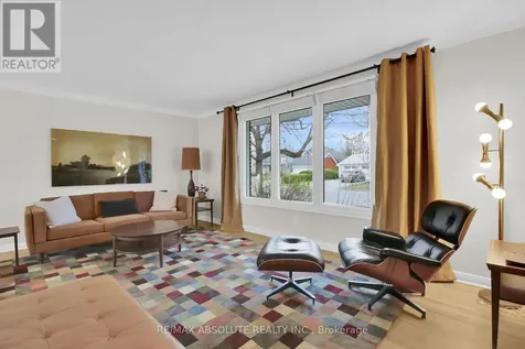 731 Dovercourt Avenue Ottawa ON K2A 0W9